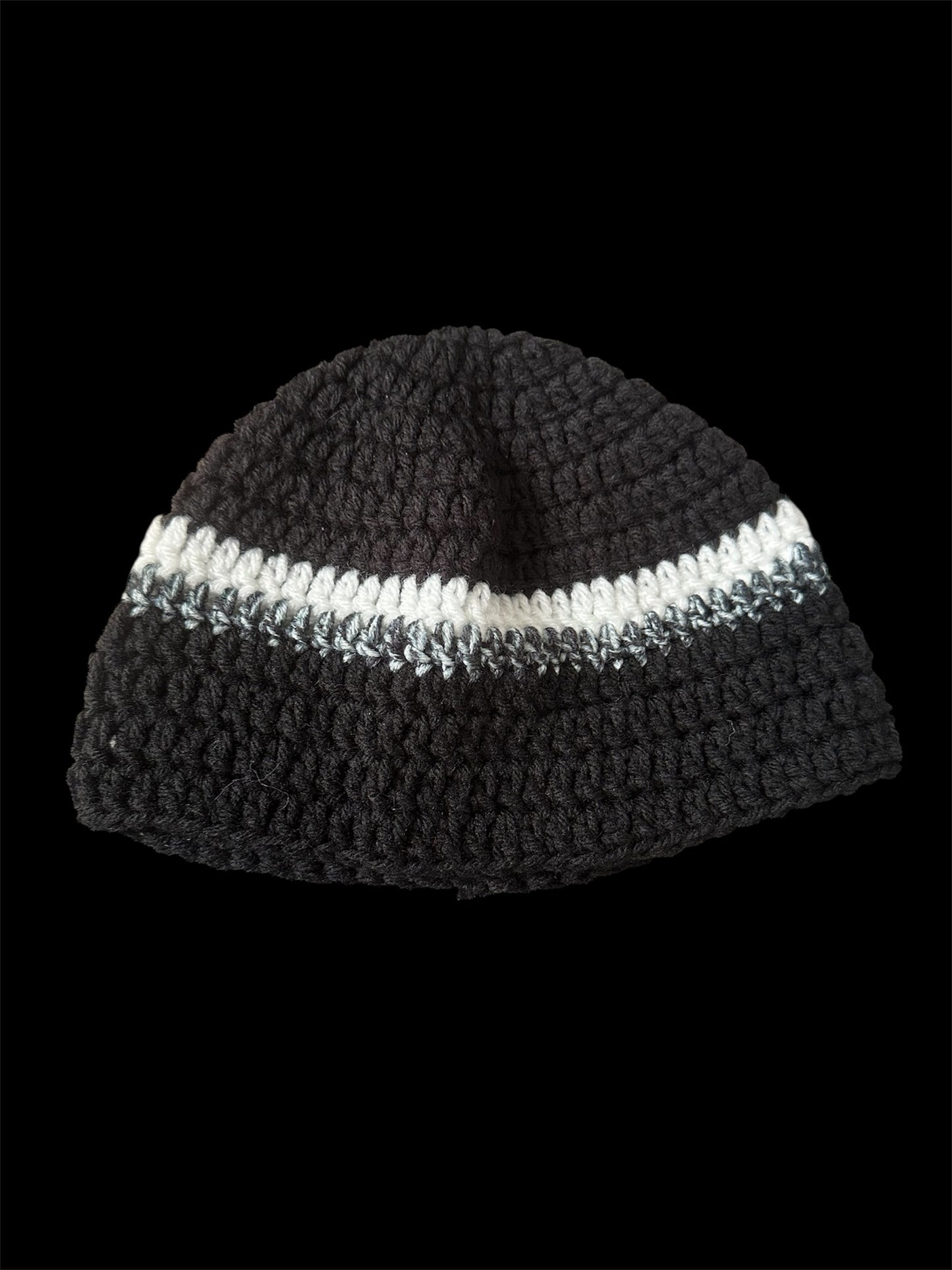 #4 BLACK,GRAY,WHITE CROCHET FITTED HAT